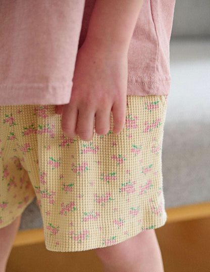 Toddler All - over Floral Print Waffle Shorts (15m - 7y) - 2 Colors kids outfit