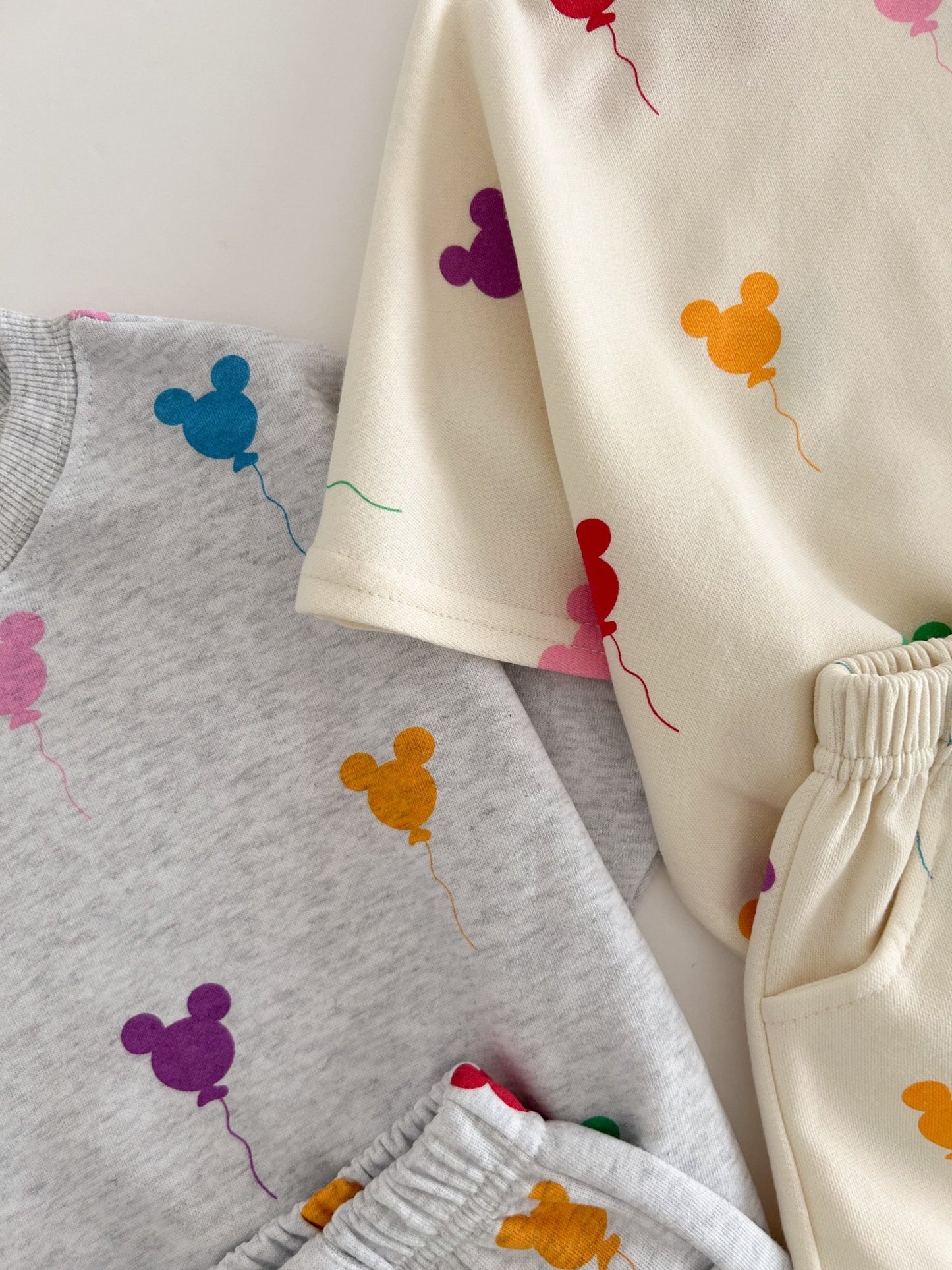 Toddler Balloon Print Short Sleeve Sweatshirt and Shorts Set (1 - 6y) - 2 Colors - AT NOON STORE