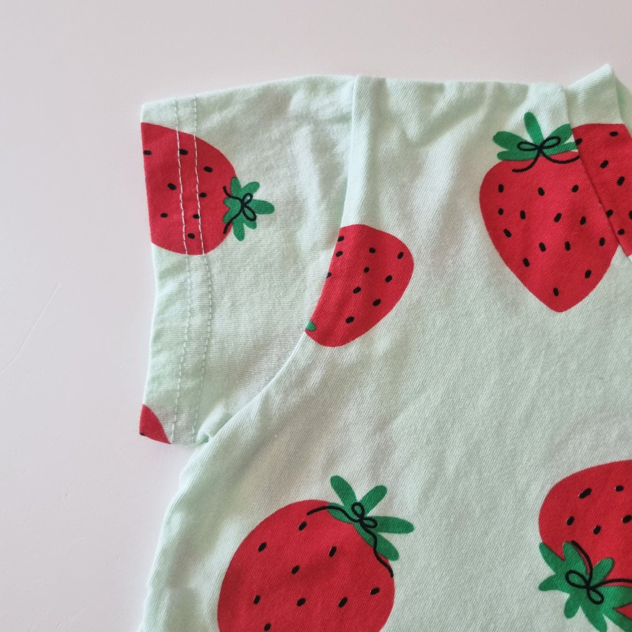 Toddler Big Strawberry Short Sleeve Top (1 - 6y) - 3 Colors kids outfit