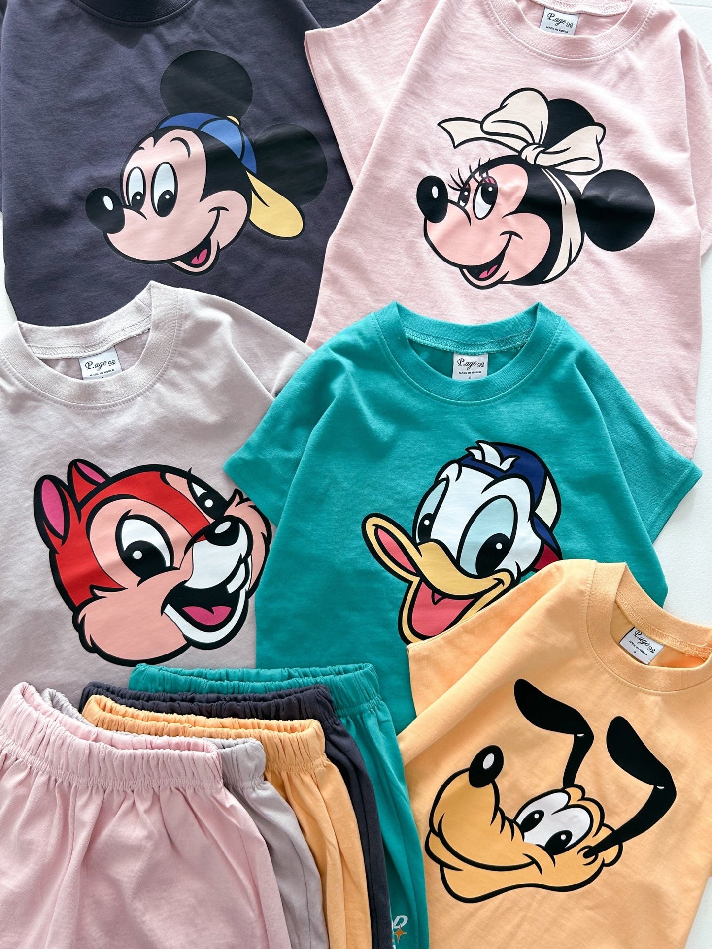 Toddler Disney Friends Happy Face Short Sleeve Top and Shorts Set (2 - 7y) - 5 Colors kids outfit