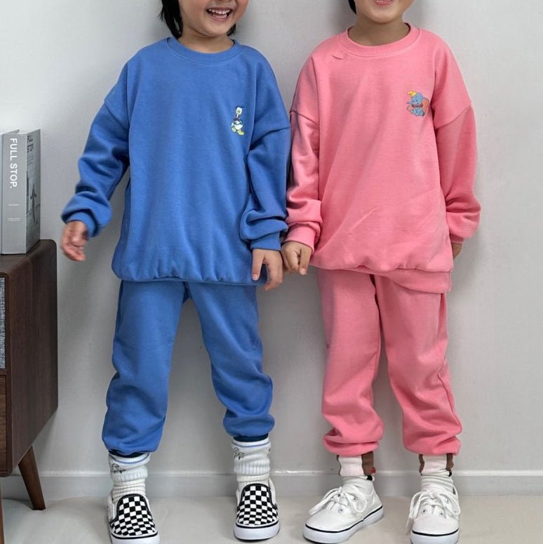 Toddler Disney Friends Left Chest Print Sweatshirt and Jogger Pants Set (2 - 7y) - 10 Colors kids outfit