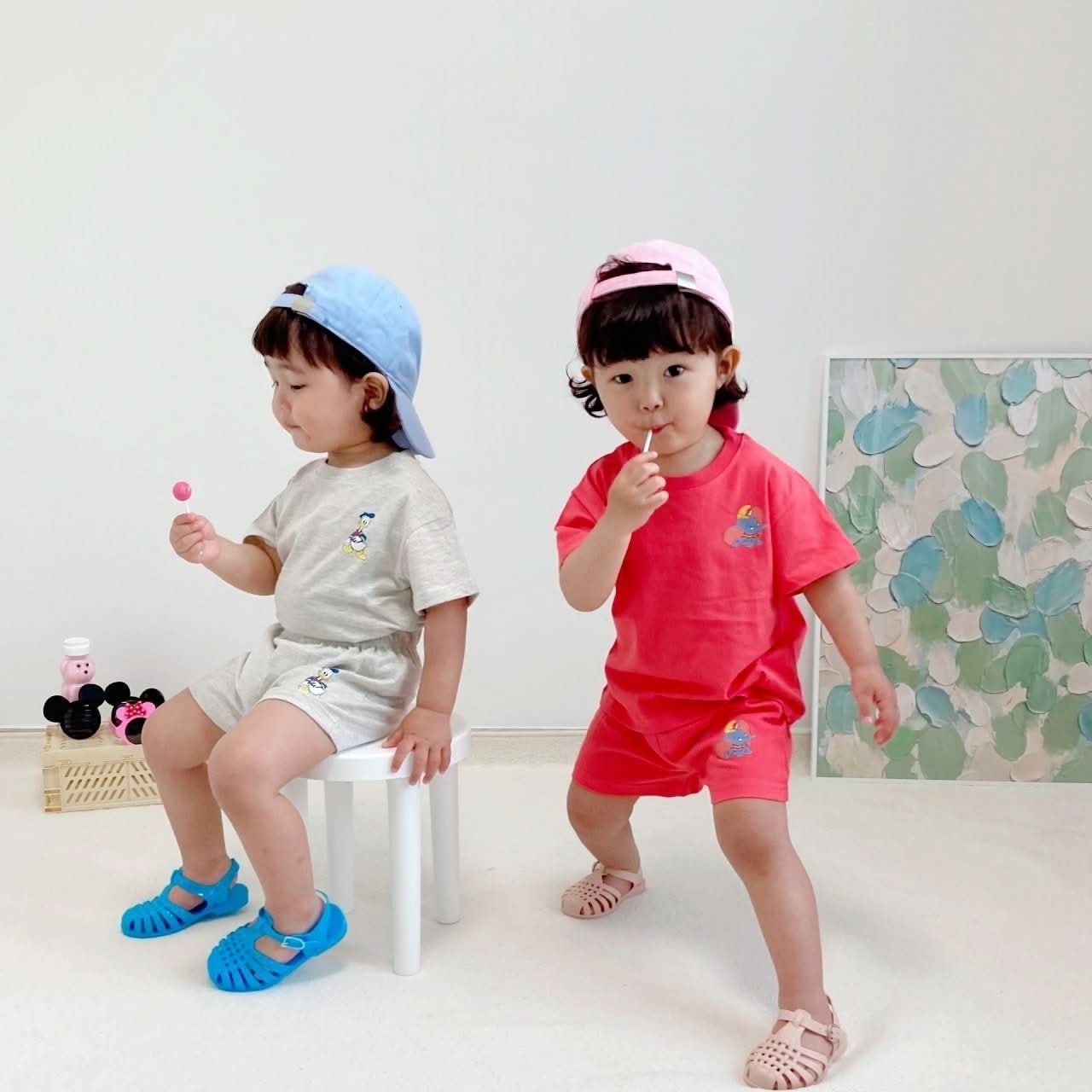 Toddler Disney Friends Left Chest Print T-Shirt and Shorts Set (2 - 6y) - 7 Colors kids outfit