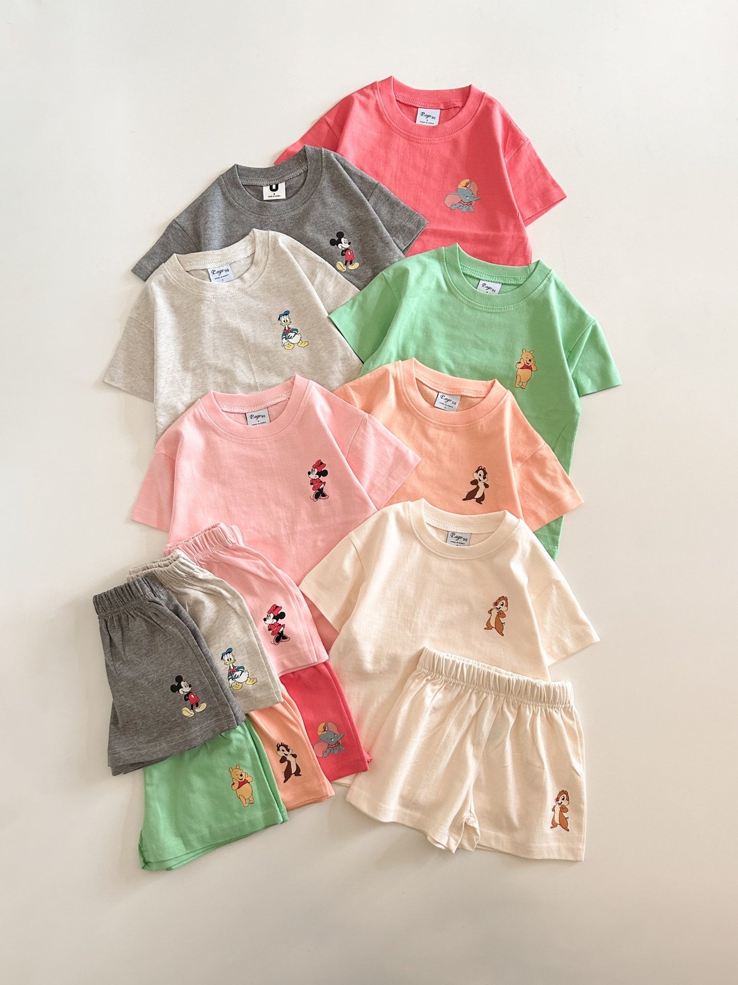 Toddler Disney Friends Left Chest Print T-Shirt and Shorts Set (2 - 6y) - 7 Colors kids outfit