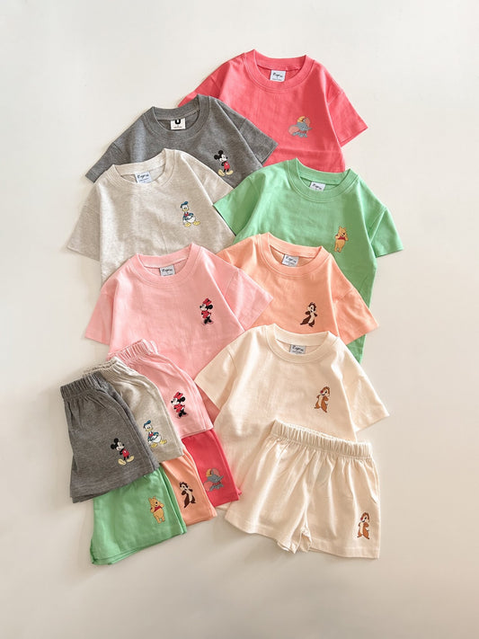 Toddler Disney Friends Left Chest Print T-Shirt and Shorts Set (2 - 6y) - 7 Colors kids outfit