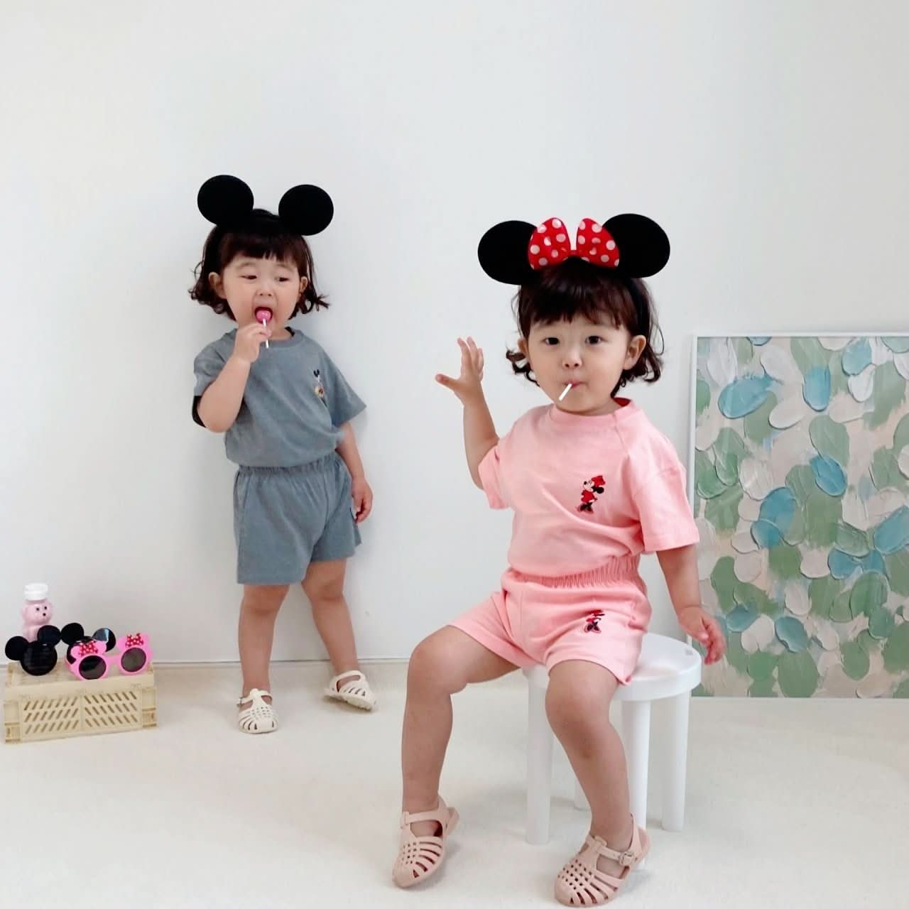 Toddler Disney Friends Left Chest Print T-Shirt and Shorts Set (2 - 6y) - 7 Colors kids outfit