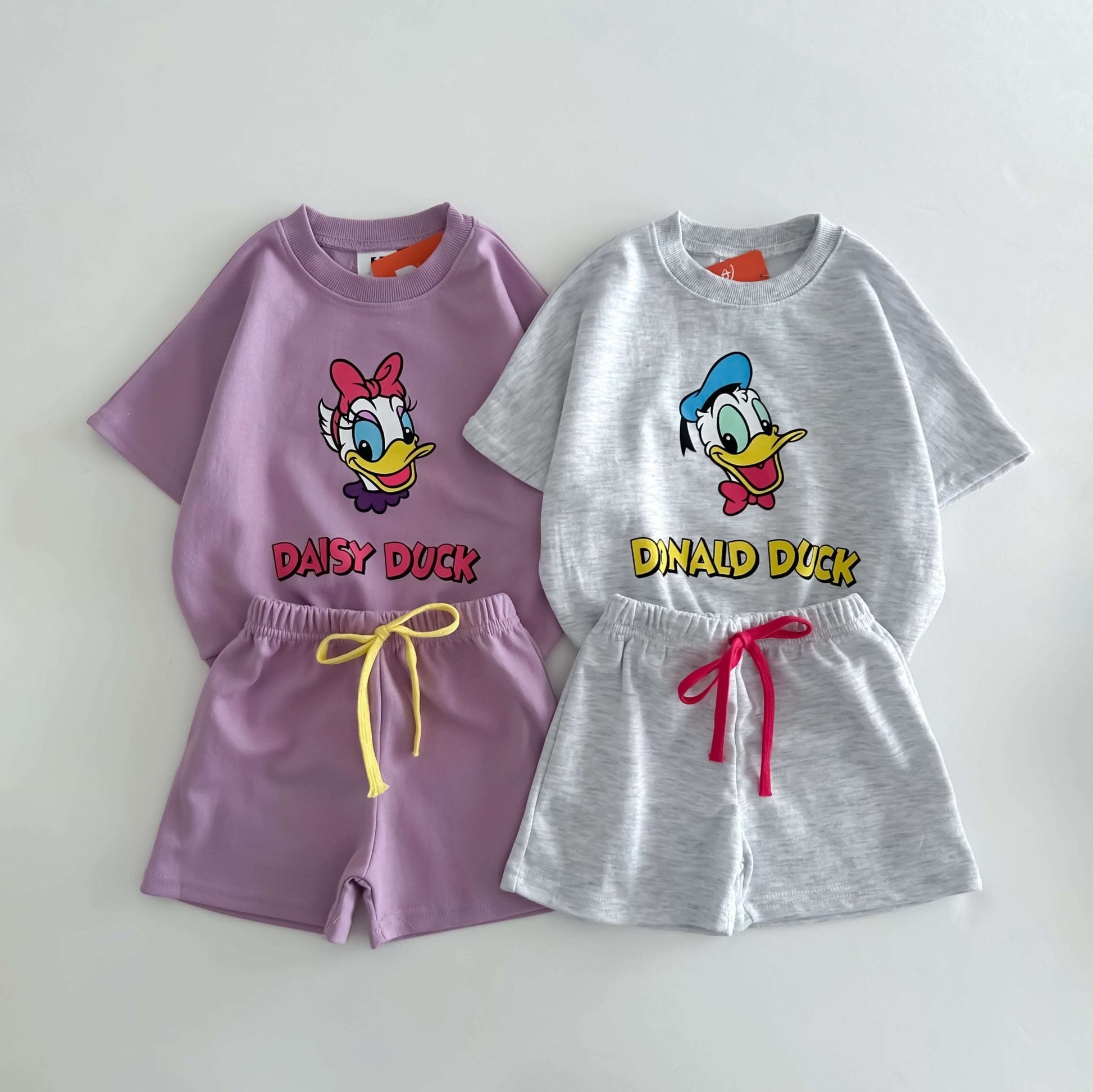 Toddler Disney Friends Print Short Sleeve Top and Shorts Set (18m - 6y) - 6 Colors kids outfit