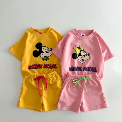 Toddler Disney Friends Print Short Sleeve Top and Shorts Set (18m - 6y) - 6 Colors kids outfit