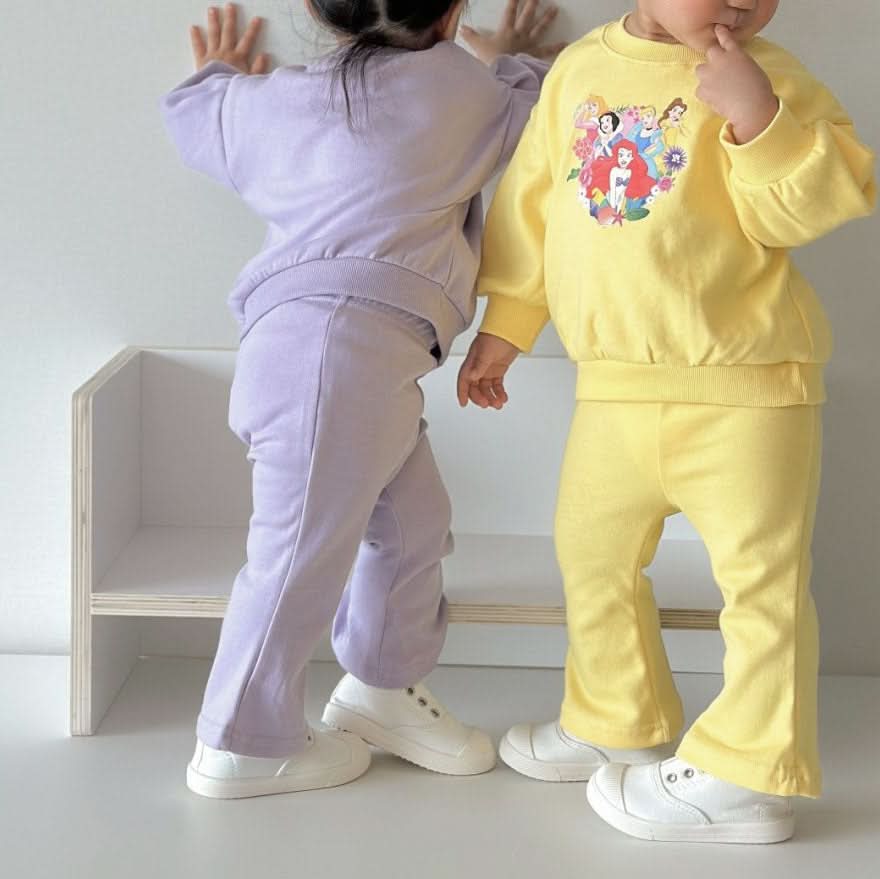 Toddler Disney Princess Sweatshirt and Flare Pants Set (1 - 6y) - 2 Colors kids outfit
