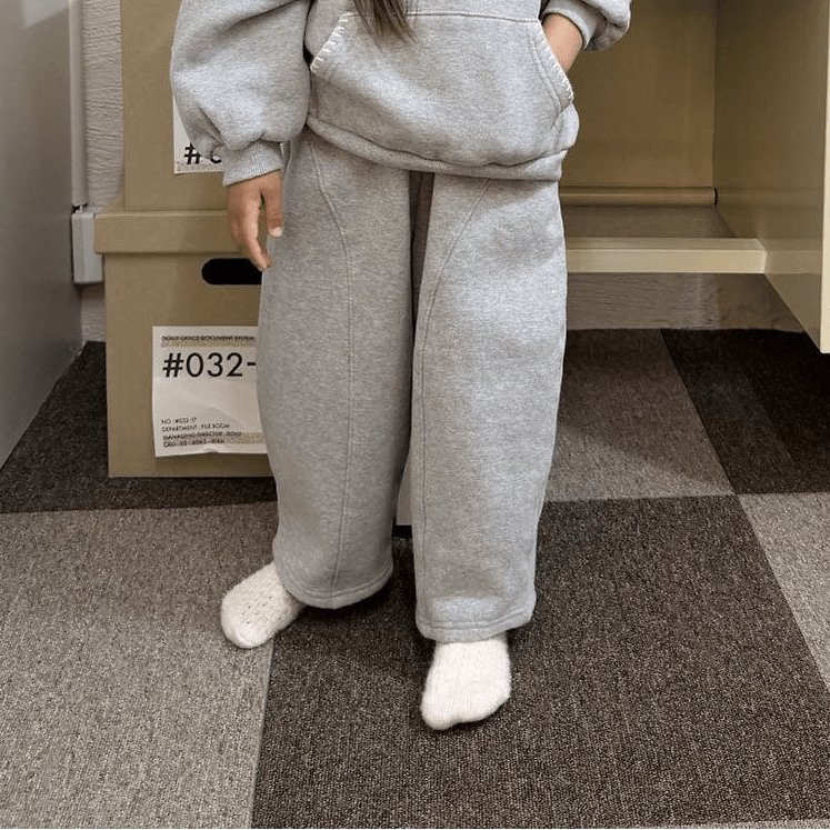 Toddler FW26 Stitch Detail Barrel Sweatpants (1-7y) - Heather Gray kids outfit