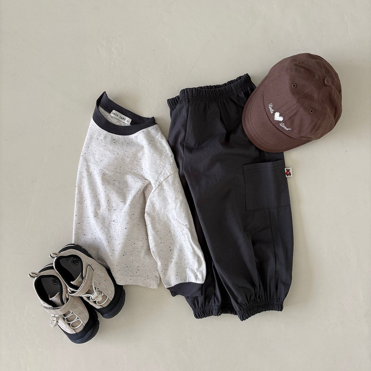 Toddler Land F26 Cargo Jogger Pants (1-6y) - Charcoal kids outfit