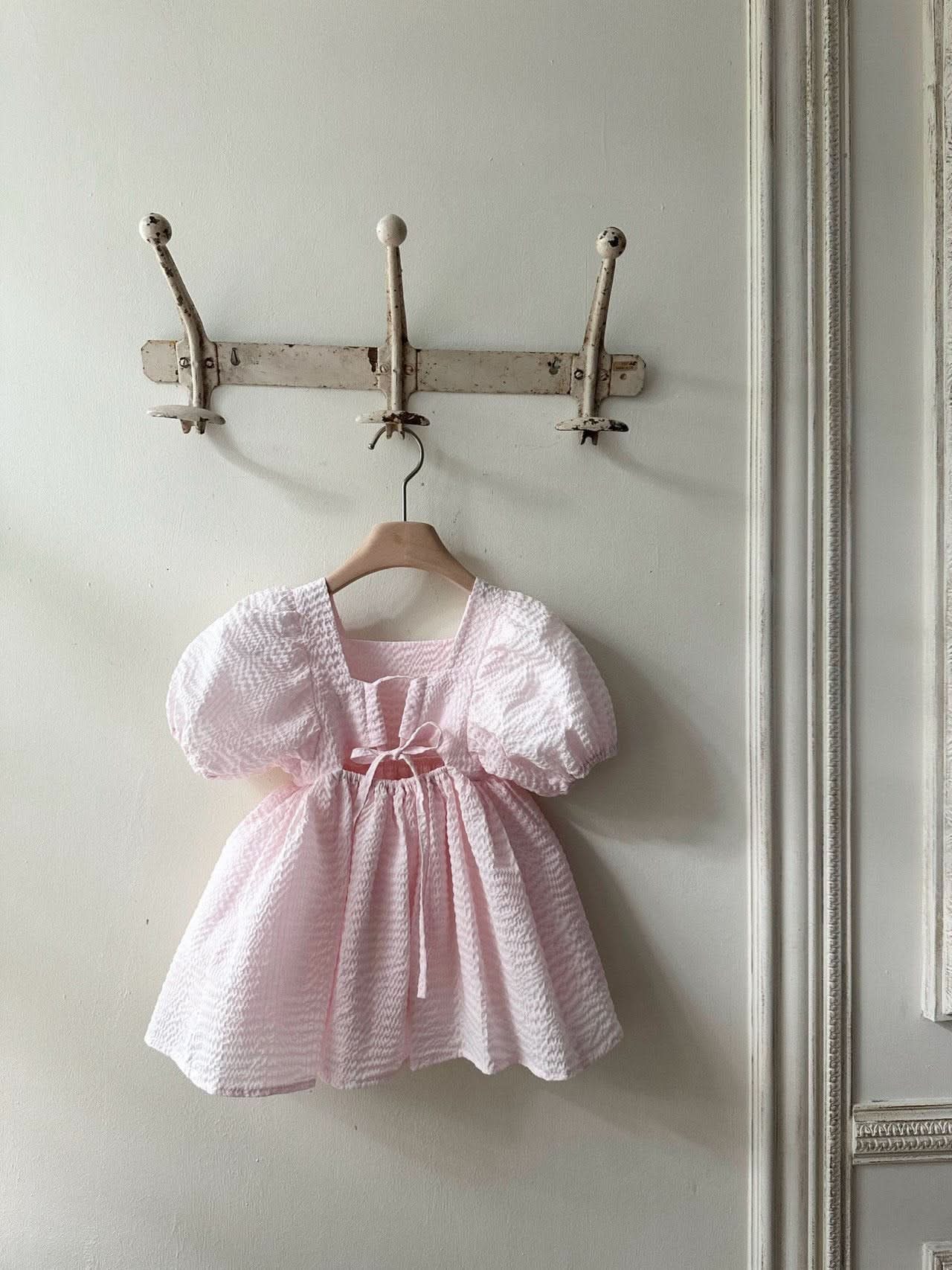Toddler Monbebe Seersucker Puff Sleeve Dress (1 - 6y) - 2Colors kids outfit
