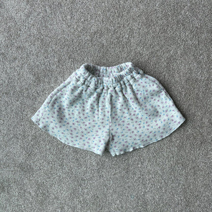 Toddler SS25 Floral Waffle Shorts (1 - 7y) - Ivory kids outfit