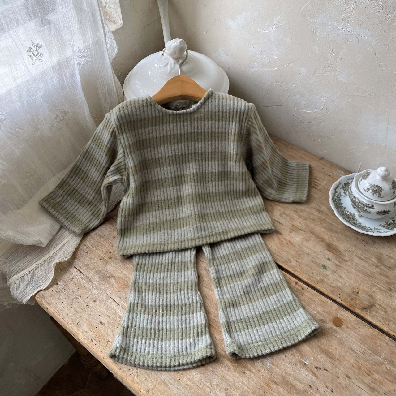 Toddler Stripe Ribbed Top and Flare Pants Set (1 - 6y) - 2 Colors kids outfit