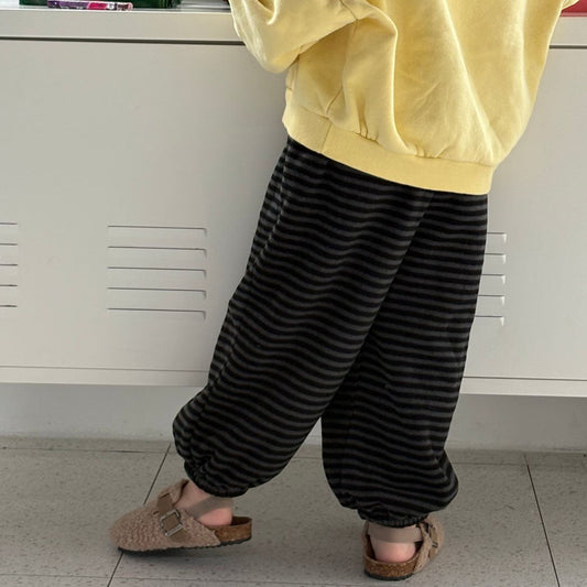 Toddler W25 Fleece Stripe Jogger Pants (1 - 7y) - Charcoal kids outfit