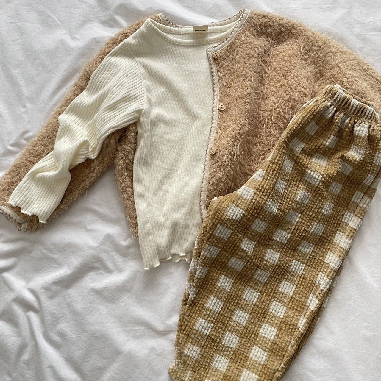 Toddler W25 Fuzzy Cardigan (1 - 7y) - 2 Colors kids outfit