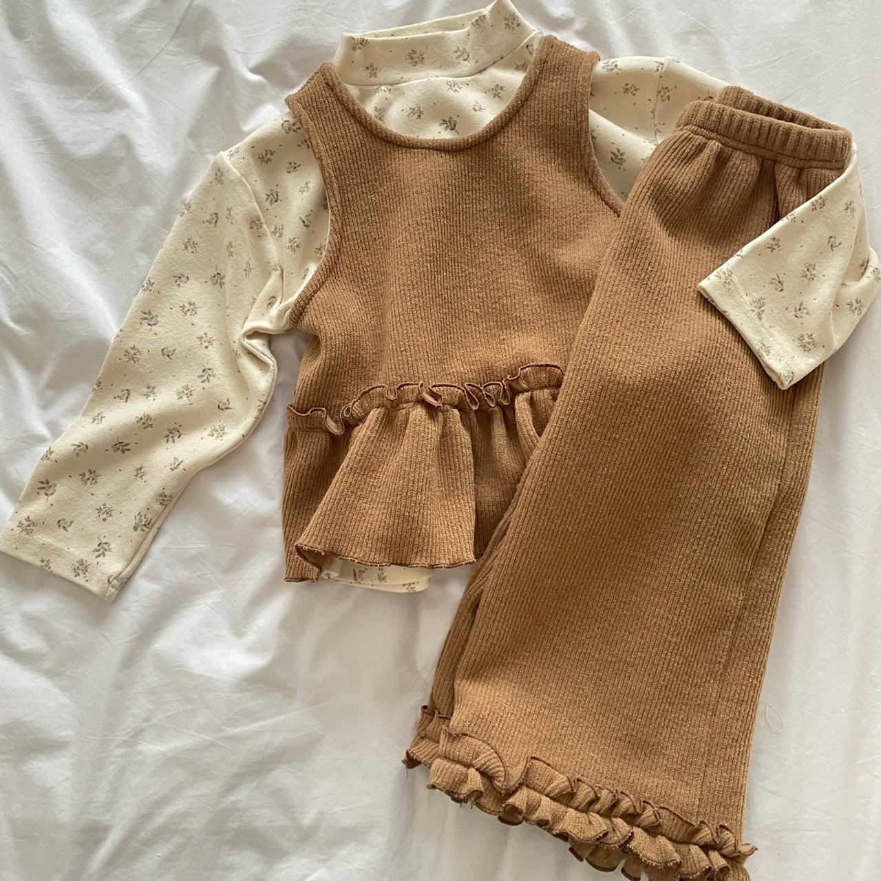 Toddler W25 Ruffle Sleeveless Peplum Top and Wide Pants Set (1 - 7y) - 2 Colors kids outfit