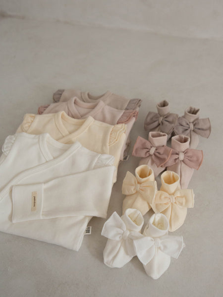 Baby Bodysuit and Bow Socks Set (3m) - Beige - AT NOON STORE