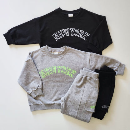 Kids New York Sweatshirt & Cargo Jogger Pants Set (1-5yrs) - 2 Colors - AT NOON STORE