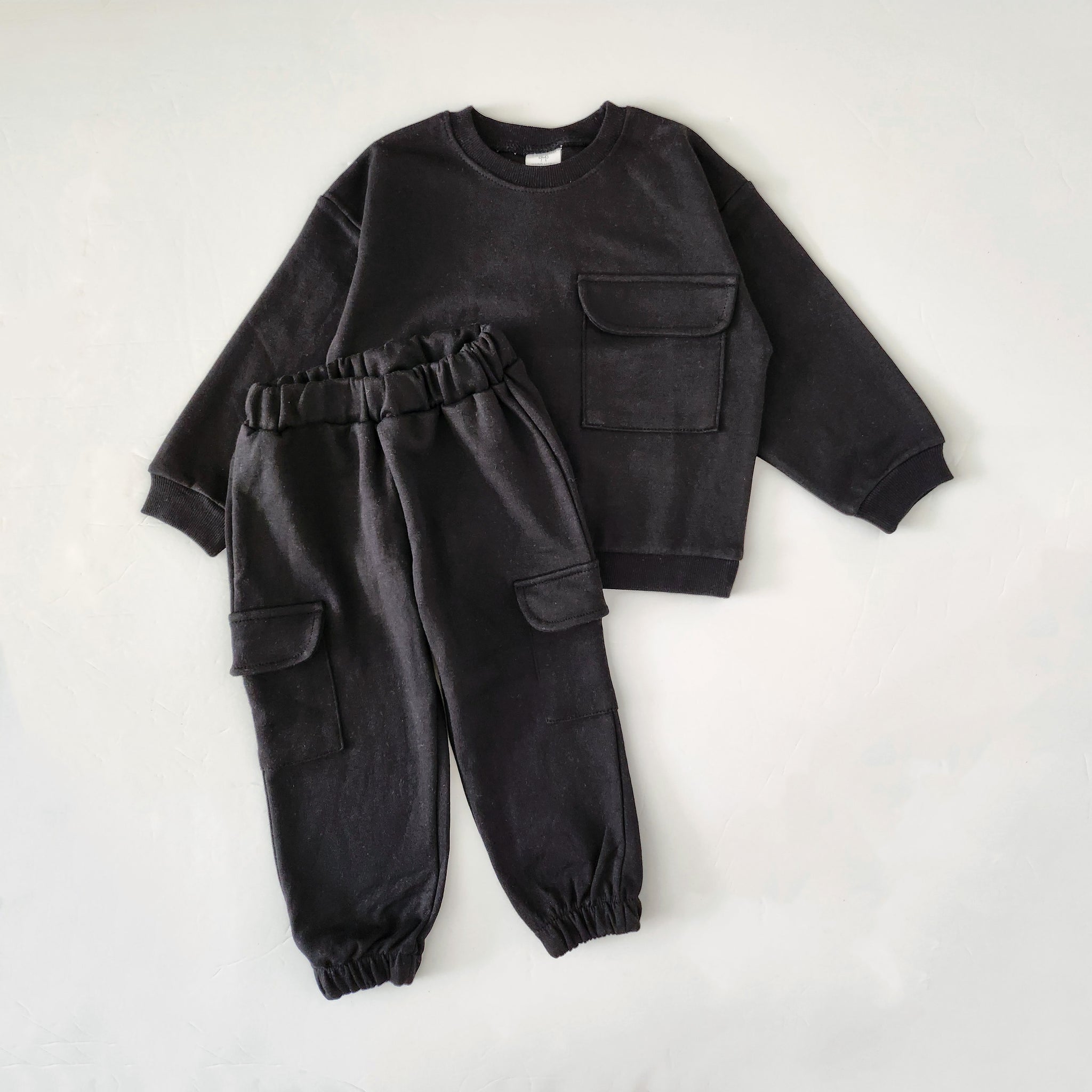 What do u think in sweatshirt match camo cargo pants?🎨⁣ ⁣ Shop… | Instagram