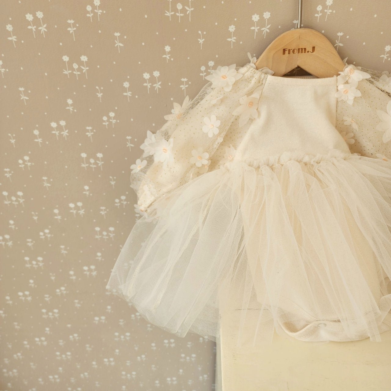Baby 3D Flowers Puff Sleeve Tutu Dress Romper (3 - 18m) - Beige kids outfit