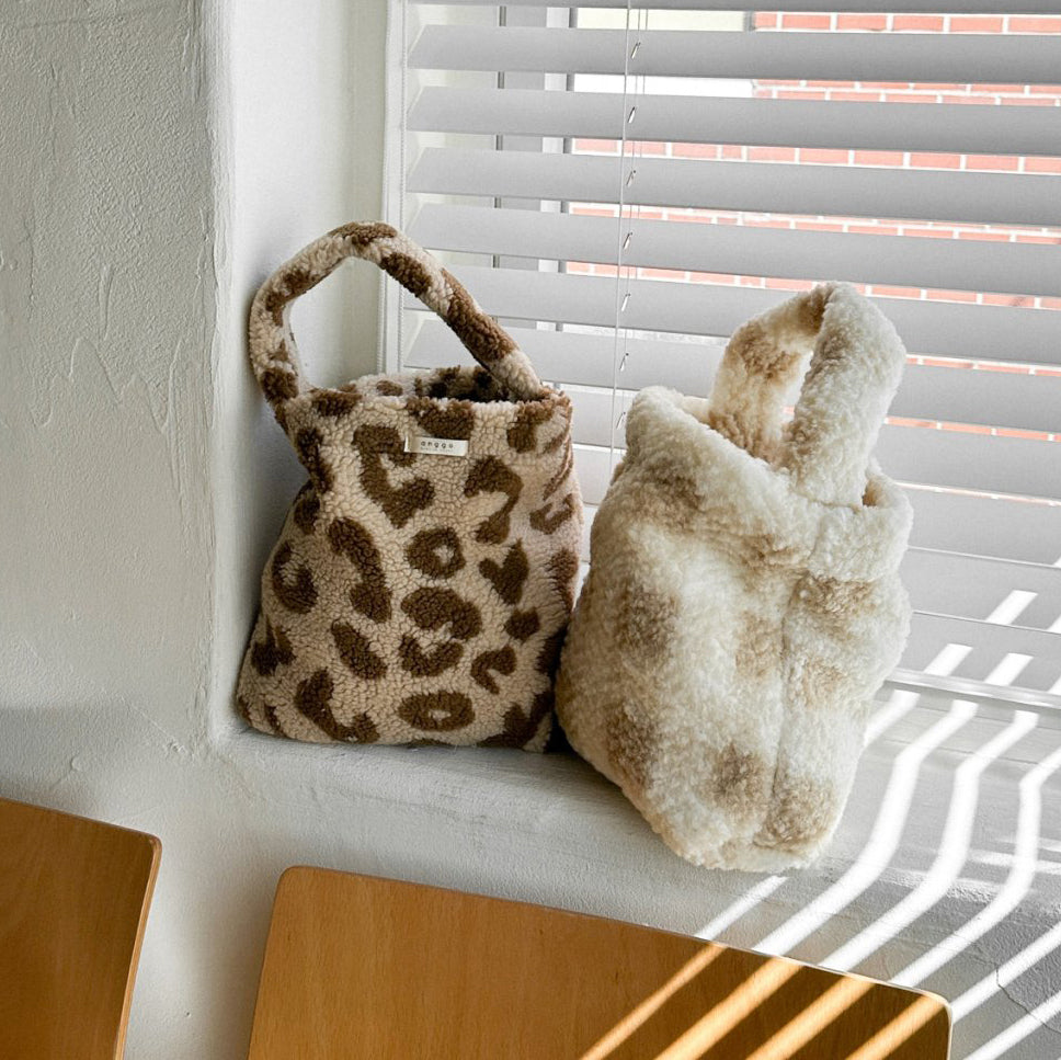 Cheetah Faux Fur Bag | Clémence Accessories