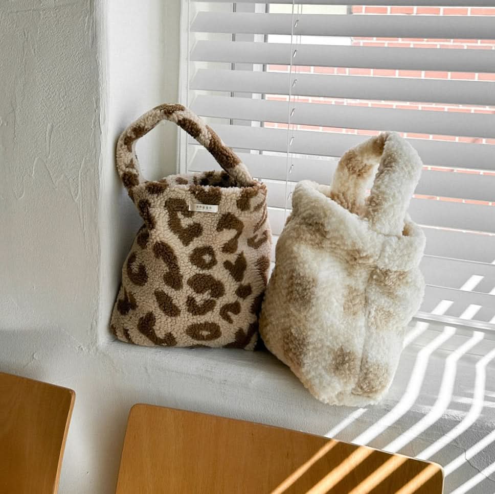 MAMA Small Sherpa Tote Bag - 2 Colors kids outfit